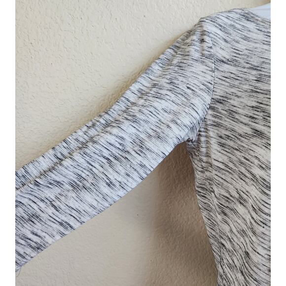 Hannah Petite Black White Marled Round Neck Top PS Lightweight Soft Stretch - Picture 2 of 5